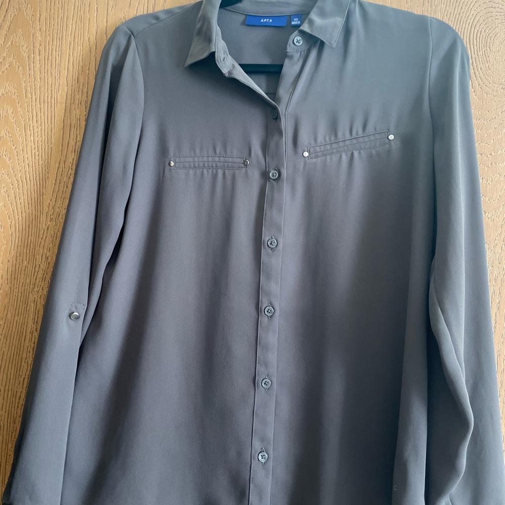 Apt. 9 Gray Blouse